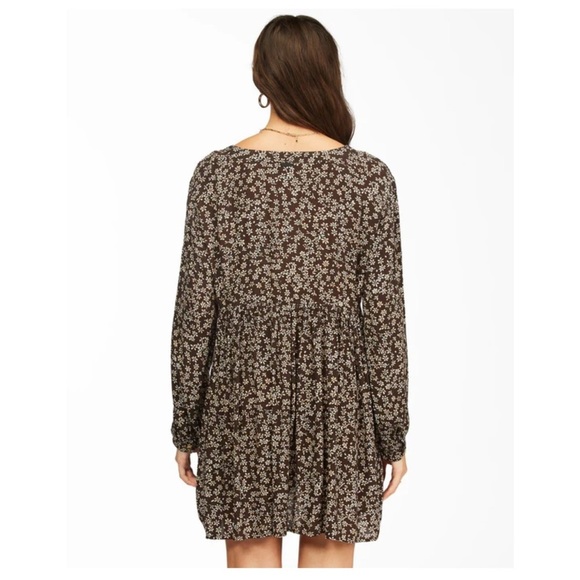 Billabong "On the Way" babydoll dress in off black, size M, crinkle, flowy - Picture 13 of 13